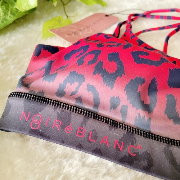 Noire Blanc Leopard Print Sports Bra Size Small - Picture 6 of 8